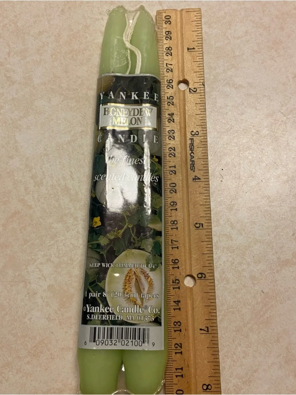 Yankee Candle Honeydew Melon Taper Candles Green 8” Rare Vintage Home Decor